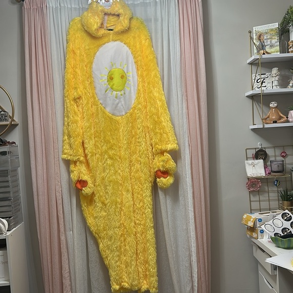 Care Bears Yellow Costume - Picture 6 of 10